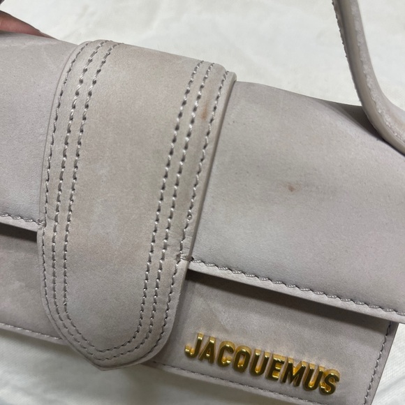 JACQUEMUS
Beige Les Classiques 'Le Bambino' Bag - Picture 3 of 10